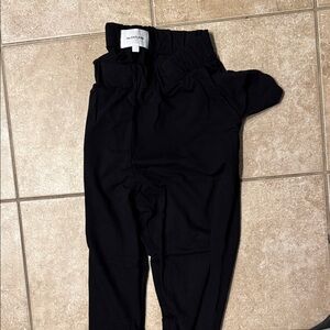 Talentless casual chill wide leg pant super cute L but fit like M